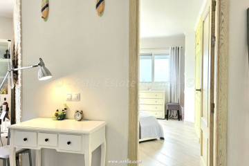 2 Bed  Flat / Apartment for Sale, Acantilados De Los Gigantes, Santiago Del Teide, Tenerife - AZ-1837
