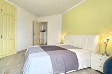 2 Bed  Flat / Apartment for Sale, Acantilados De Los Gigantes, Santiago Del Teide, Tenerife - AZ-1837