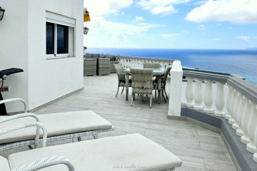 2 Bed  Flat / Apartment for Sale, Acantilados De Los Gigantes, Santiago Del Teide, Tenerife - AZ-1837