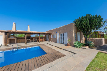 4 Bed  Villa/House for Sale, Arafo, Santa Cruz de Tenerife, Tenerife - PR-CAS0209VED
