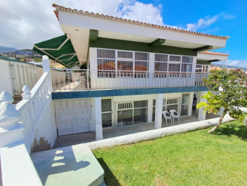 4 Bed  Villa/House for Sale, Puerto de la Cruz, Tenerife - IC-VCH11677