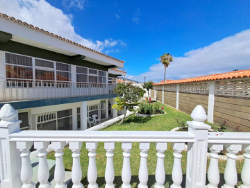 4 Bed  Villa/House for Sale, Puerto de la Cruz, Tenerife - IC-VCH11677