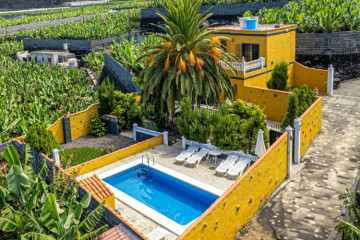 2 Bed  Villa/House for Sale, La Bombilla, Tazacorte, La Palma - LP-Ta155