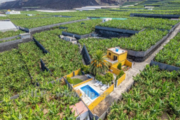 2 Bed  Villa/House for Sale, La Bombilla, Tazacorte, La Palma - LP-Ta155