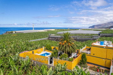 2 Bed  Villa/House for Sale, La Bombilla, Tazacorte, La Palma - LP-Ta155