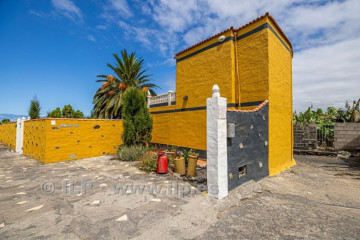 2 Bed  Villa/House for Sale, La Bombilla, Tazacorte, La Palma - LP-Ta155
