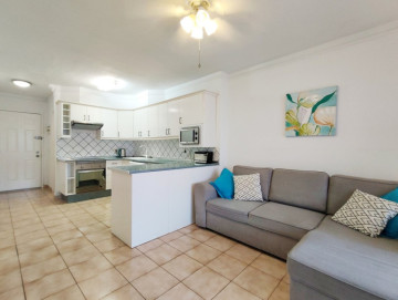 2 Bed  Flat / Apartment for Sale, Los Cristianos, Arona, Tenerife - MP-AP0928-2C