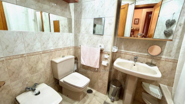 2 Bed  Flat / Apartment to Rent, Puerto de la Cruz, Tenerife - IC-API11715