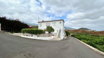 4 Bed  Villa/House for Sale, La Orotava, Tenerife - IC-VTR11719