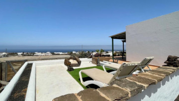 3 Bed  Property for Sale, Playa Blanca, Lanzarote - LA-PB085s
