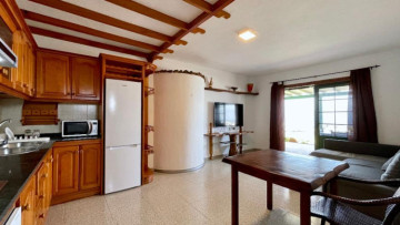 3 Bed  Property for Sale, Playa Blanca, Lanzarote - LA-PB085s