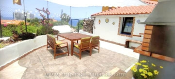 2 Bed  Villa/House to Rent, Puerto de la Cruz, Tenerife - IC-ACH11711