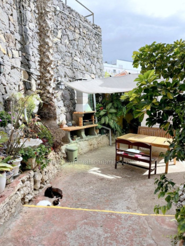2 Bed  Villa/House to Rent, Puerto de la Cruz, Tenerife - IC-ACH11711
