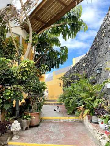 3 Bed  Flat / Apartment to Rent, Puerto de la Cruz, Tenerife - IC-AAP11713