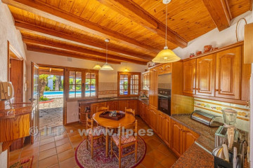 4 Bed  Villa/House for Sale, Tacande, El Paso, La Palma - LP-E822