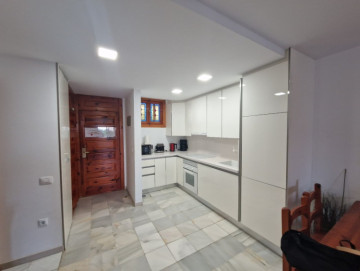 2 Bed  Flat / Apartment for Sale, Playa de Las Americas, Arona, Tenerife - MP-AP0931-2C