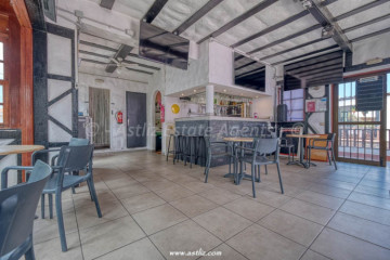  Commercial for Sale, Puerto De Santiago, Santiago Del Teide, Tenerife - AZ-1851
