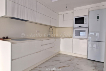 2 Bed  Flat / Apartment for Sale, Acantilados De Los Gigantes, Santiago Del Teide, Tenerife - AZ-1853