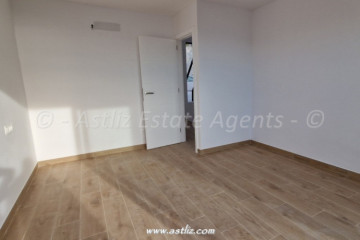 2 Bed  Flat / Apartment for Sale, Acantilados De Los Gigantes, Santiago Del Teide, Tenerife - AZ-1853