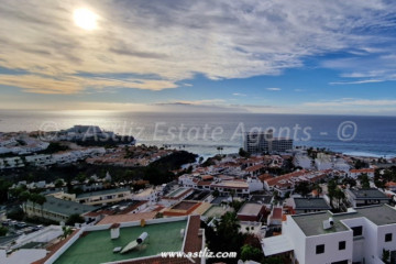 2 Bed  Flat / Apartment for Sale, Acantilados De Los Gigantes, Santiago Del Teide, Tenerife - AZ-1853