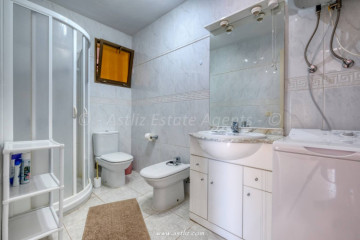 1 Bed  Flat / Apartment for Sale, El Varadero, Guia De Isora, Tenerife - AZ-1854