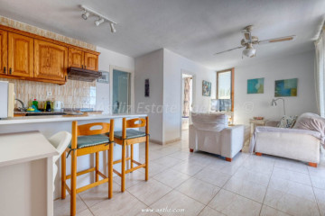 1 Bed  Flat / Apartment for Sale, El Varadero, Guia De Isora, Tenerife - AZ-1854