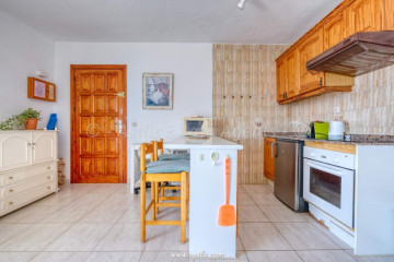 1 Bed  Flat / Apartment for Sale, El Varadero, Guia De Isora, Tenerife - AZ-1854