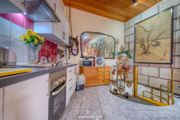 3 Bed  Commercial for Sale, Playa San Juan, Guia De Isora, Tenerife - AZ-1856
