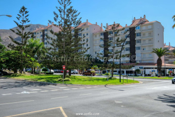 3 Bed  Flat / Apartment for Sale, Los Cristianos, Arona, Tenerife - AZ-1857