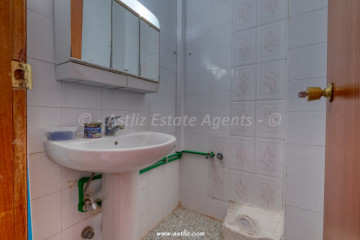 3 Bed  Flat / Apartment for Sale, Los Cristianos, Arona, Tenerife - AZ-1857