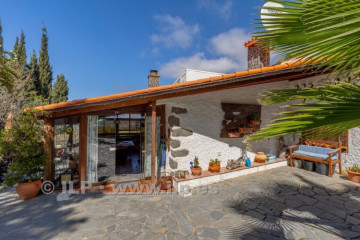 4 Bed  Villa/House for Sale, Paso de Abajo, El Paso, La Palma - LP-E827