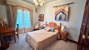 13 Bed  Villa/House for Sale, Santa Ursula, Tenerife - IC-VCH11754