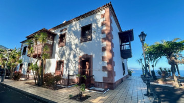 13 Bed  Villa/House for Sale, Santa Ursula, Tenerife - IC-VCH11754