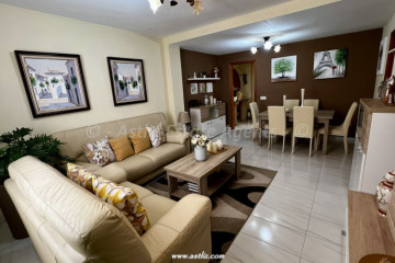 4 Bed  Flat / Apartment for Sale, Adeje, Tenerife - AZ-1862