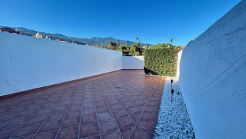 3 Bed  Villa/House for Sale, Puerto de la Cruz, Tenerife - IC-VAD11768