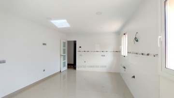 5 Bed  Villa/House for Sale, Garachico, Tenerife - IC-VCH11769