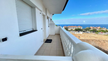 2 Bed  Flat / Apartment to Rent, Puerto de la Cruz, Tenerife - IC-API11775