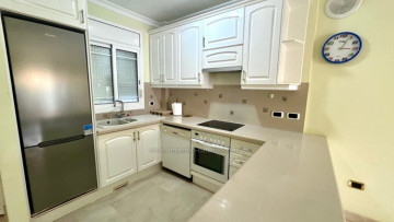2 Bed  Flat / Apartment to Rent, Puerto de la Cruz, Tenerife - IC-API11775