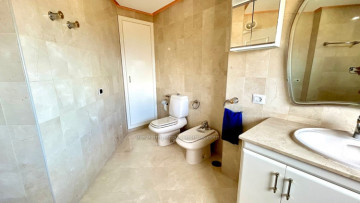2 Bed  Flat / Apartment to Rent, Puerto de la Cruz, Tenerife - IC-API11775