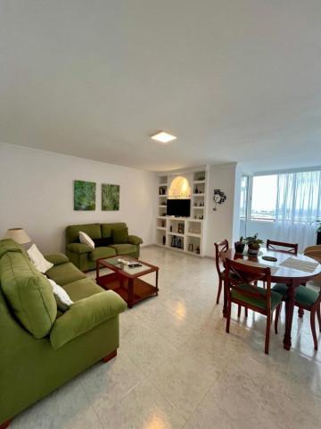 2 Bed  Flat / Apartment to Rent, Las Palmas de Gran Canaria, LAS PALMAS, Gran Canaria - BH-11266-SFL-2912