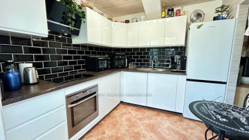 2 Bed  Villa/House for Sale, Puerto de la Cruz, Tenerife - IC-VCH11784