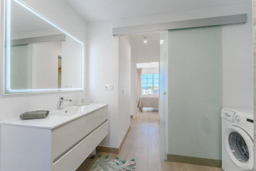 1 Bed  Flat / Apartment for Sale, Playa del Duque, Adeje, Tenerife - MP-AP0964-1C