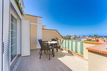 1 Bed  Flat / Apartment for Sale, Playa del Duque, Adeje, Tenerife - MP-AP0964-1C