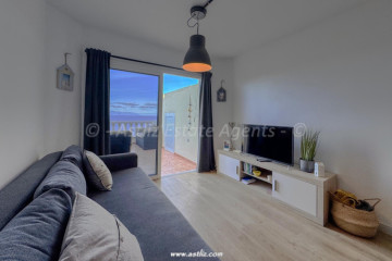 1 Bed  Flat / Apartment for Sale, Acantilados De Los Gigantes, Santiago Del Teide, Tenerife - AZ-1869