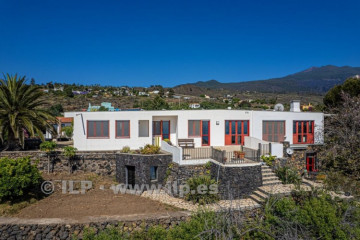 6 Bed  Villa/House for Sale, Tajuya, Los Llanos, La Palma - LP-L685