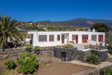 6 Bed  Villa/House for Sale, Tajuya, Los Llanos, La Palma - LP-L685