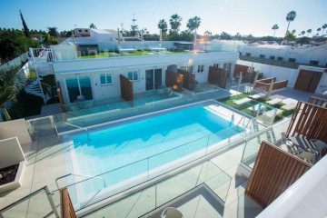 24 Bed  Commercial for Sale, Las Palmas de Gran Canaria, LAS PALMAS, Gran Canaria - BH-13869-RND-2912