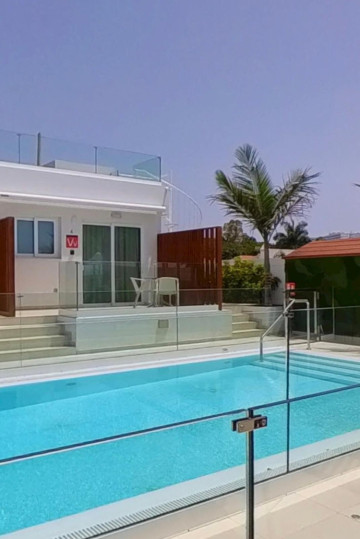 24 Bed  Commercial for Sale, Las Palmas de Gran Canaria, LAS PALMAS, Gran Canaria - BH-13869-RND-2912