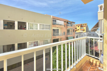 2 Bed  Flat / Apartment for Sale, Puerto De Santiago, Santiago Del Teide, Tenerife - AZ-1871