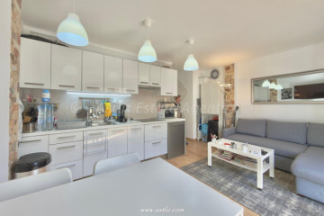 2 Bed  Flat / Apartment for Sale, Puerto De Santiago, Santiago Del Teide, Tenerife - AZ-1871